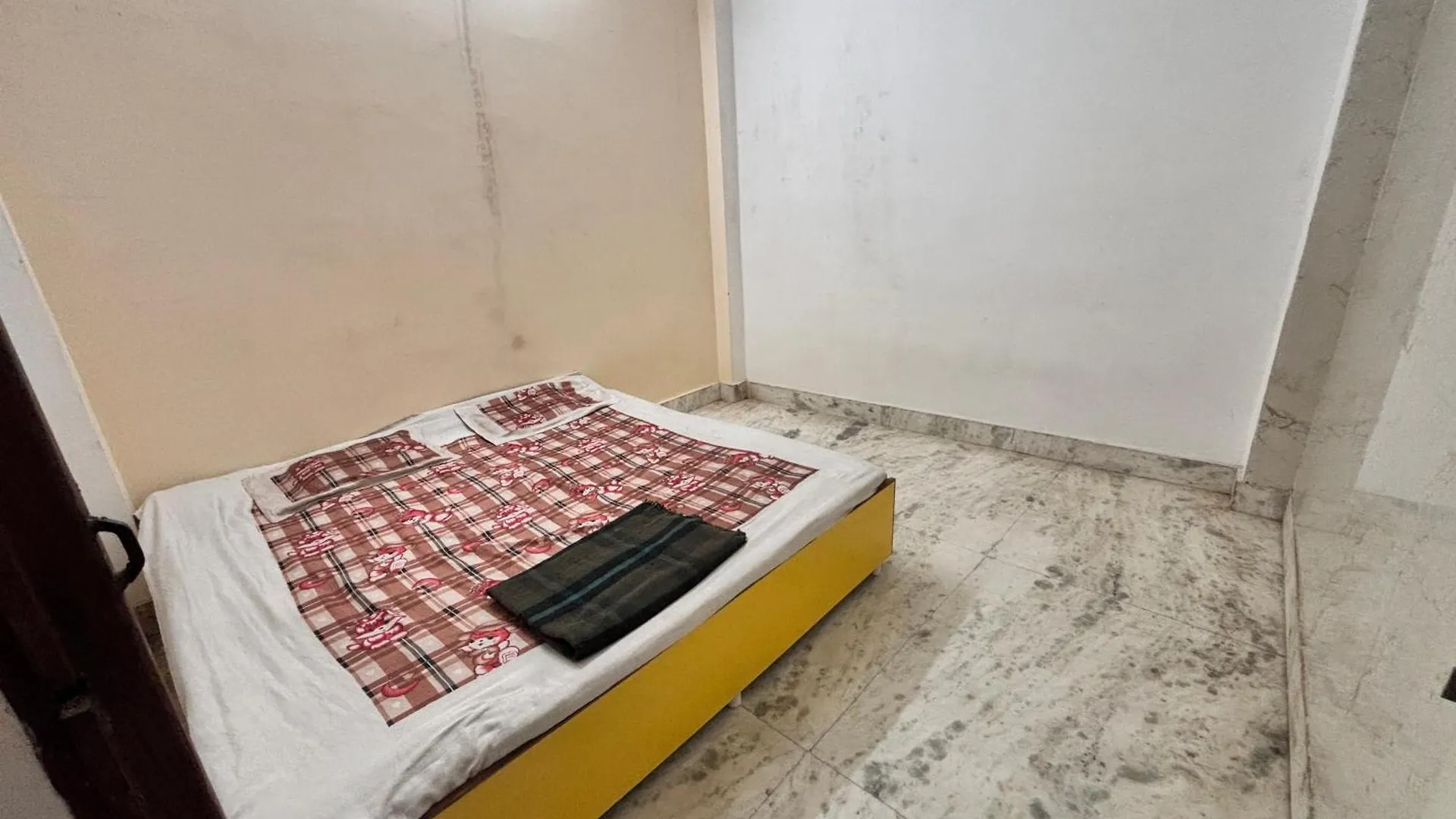 Golden Homestay Varanasi