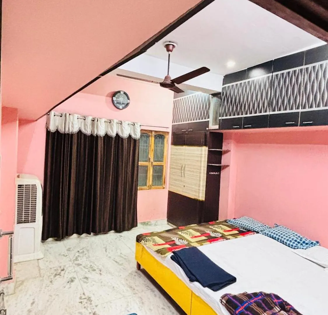 Golden Homestay Varanasi 0*,  India